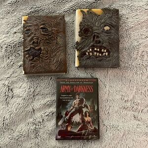 Evil Dead Trilogy DVD Set incl limited ed Book format